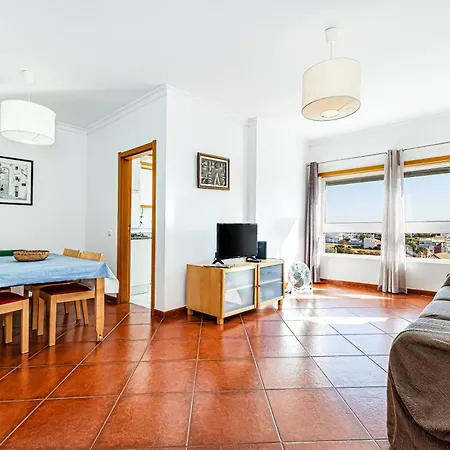 Shinning Waves Apartment